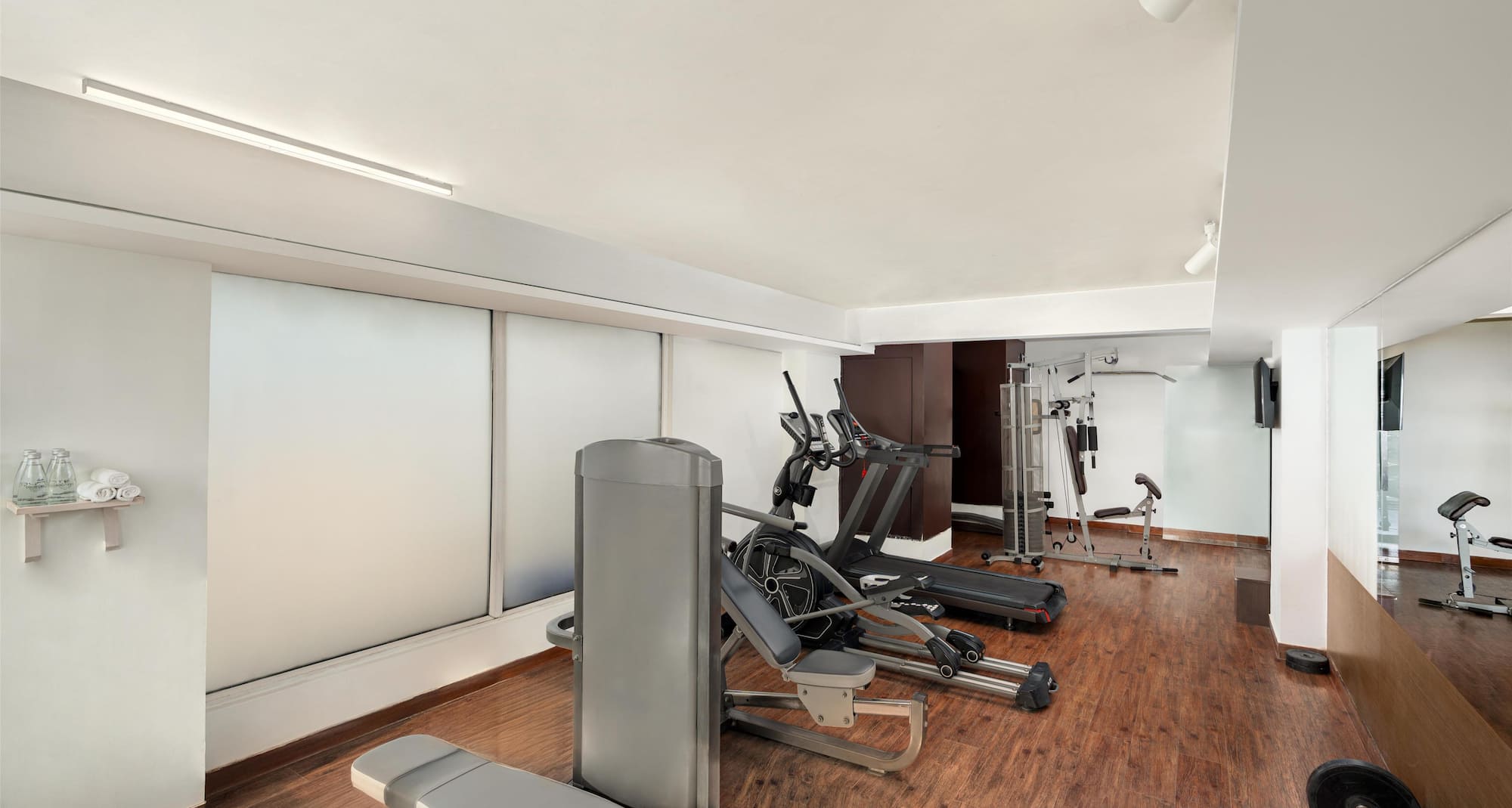 Country Inn and Suites By Radisson, Kota - Gym