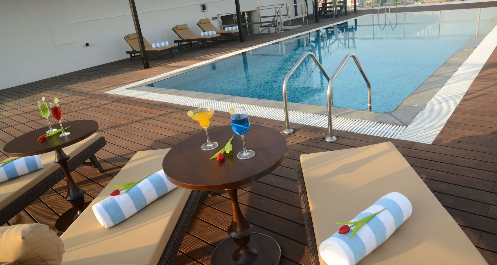 Country Inn & Suites by Radisson, Kota - Swimming Pool