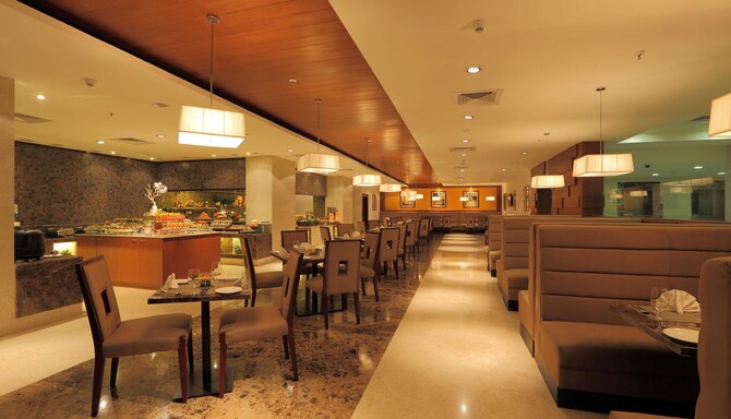 Country Inn & Suites by Radisson, Mysore - Mosaic All-Day Dining