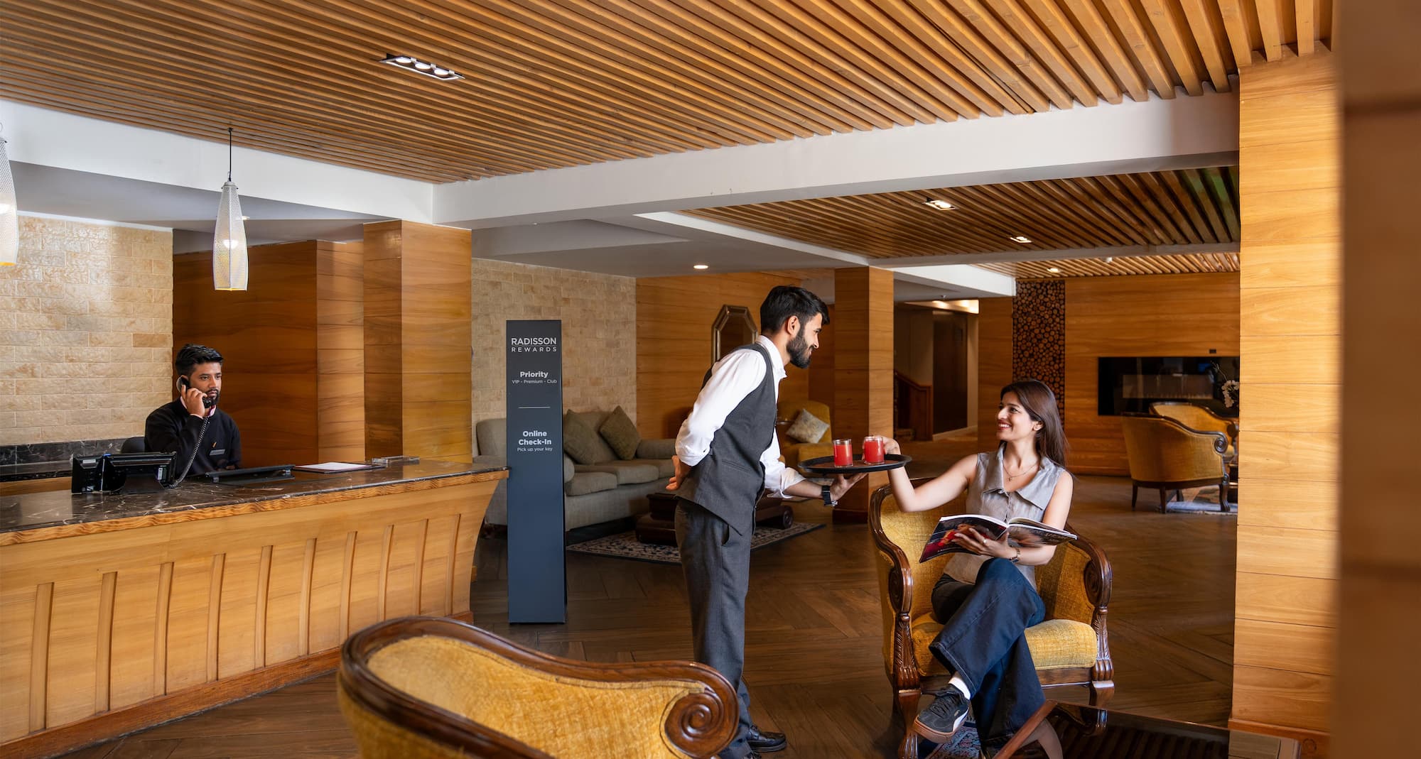 Country Inn & Suites by Radisson, Sonamarg - Lobby