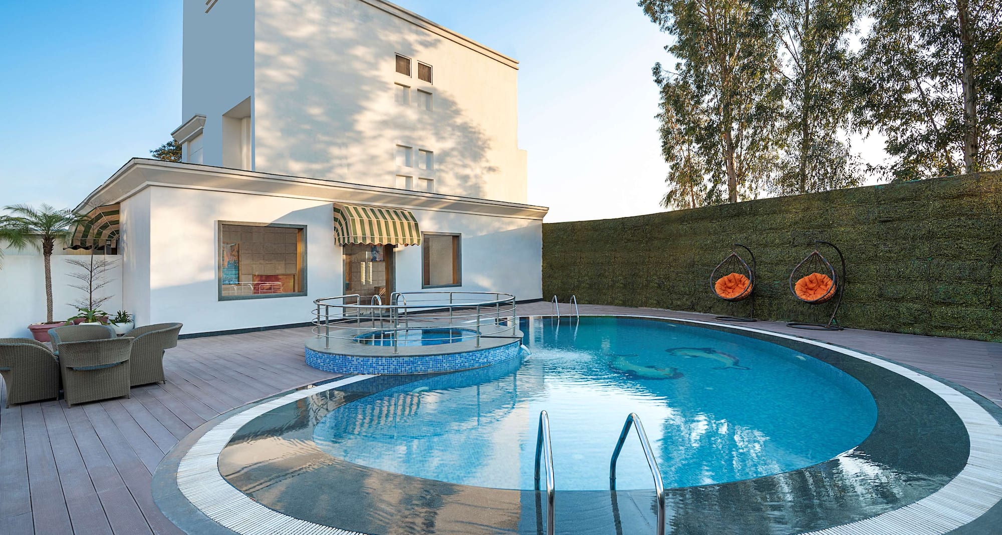 Country Inn & Suites by Radisson Zirakpur - Pool