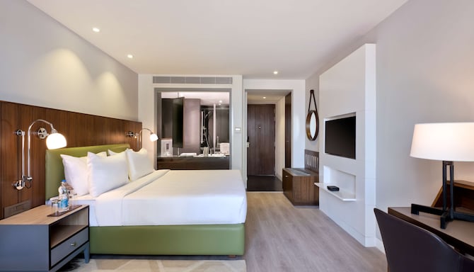 Country Inn & Suites by Radisson Zirakpur - Superior Room