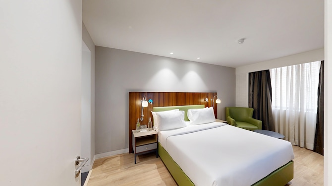 Country Inn & Suites by Radisson, Zirakpur - Suite room