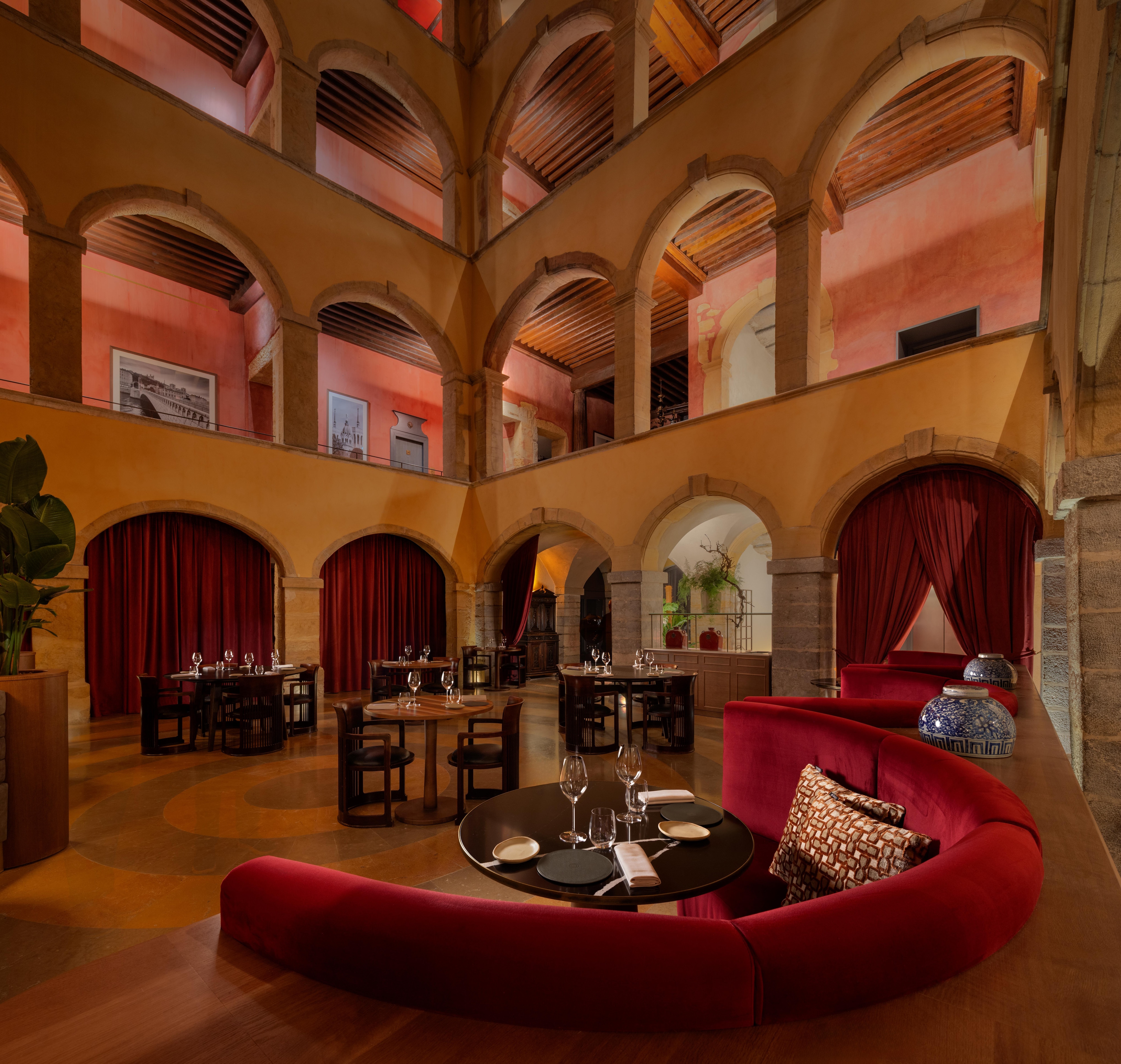 Cour des Loges Lyon A Radisson Collection Hotel Living the exceptional web