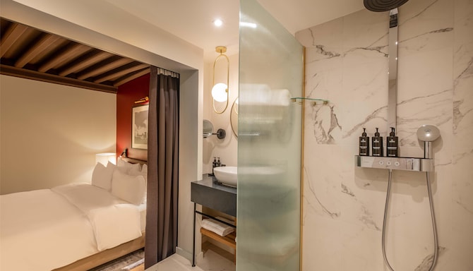 Cour des Loges Lyon, A Radisson Collection Hotel - 客房浴室
