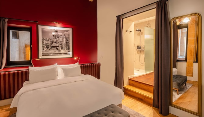 Cour des Loges Lyon, A Radisson Collection Hotel