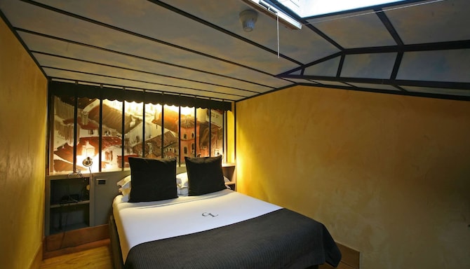 Cour des Loges Lyon, A Radisson Collection Hotel - Duplex Room