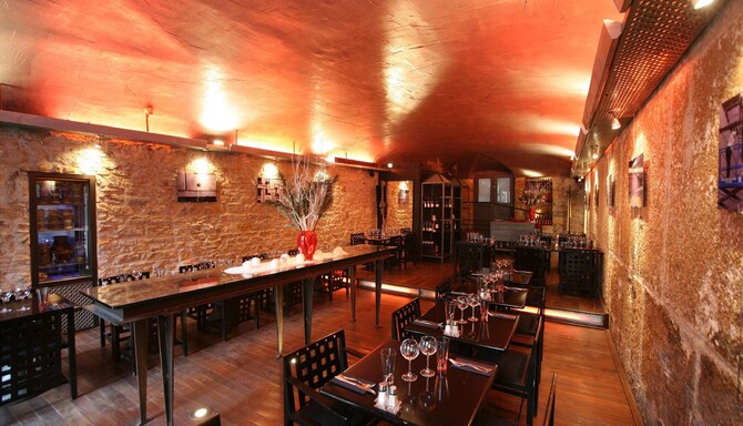 Cour des Loges Lyon, A Radisson Collection Hotel - Cafe Epicerie