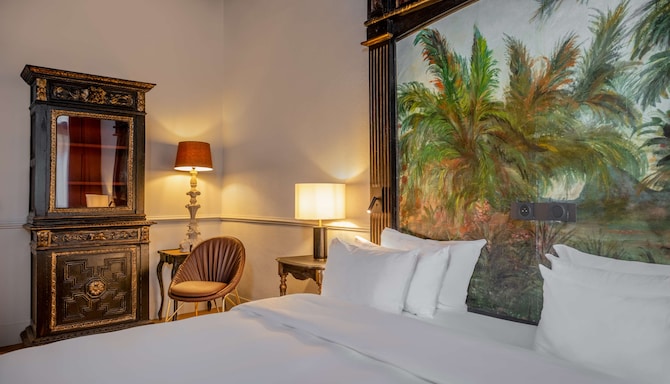 Cour des Loges Lyon, A Radisson Collection Hotel