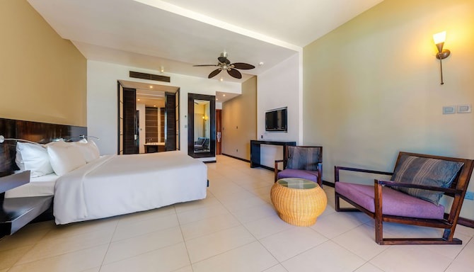 Crystals Beach Resort Belle Mare, a member of Radisson Individuals - Chambres / Logements