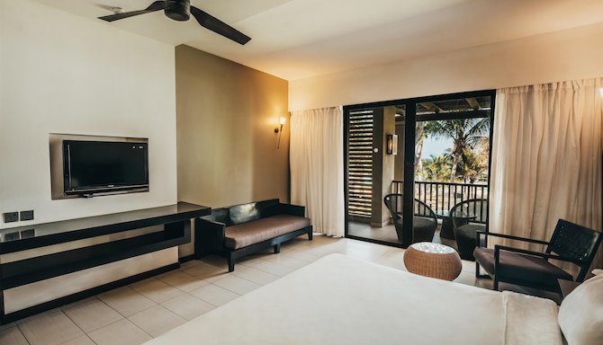 Crystals Beach Resort Belle Mare, a member of Radisson Individuals - Premium Partial Ocean View Room