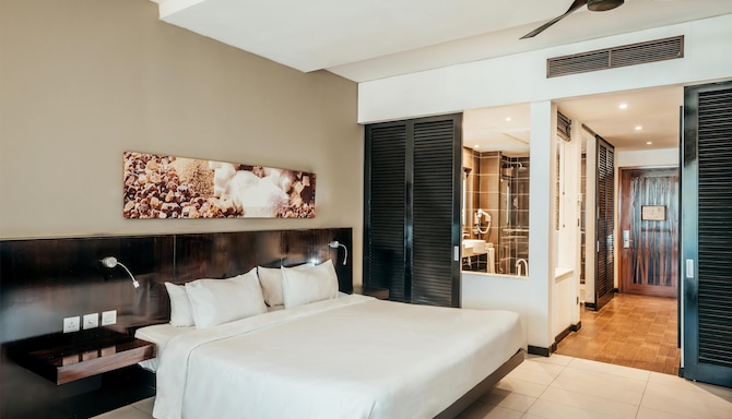 Crystals Beach Resort Belle Mare, a member of Radisson Individuals - Chambres / Logements