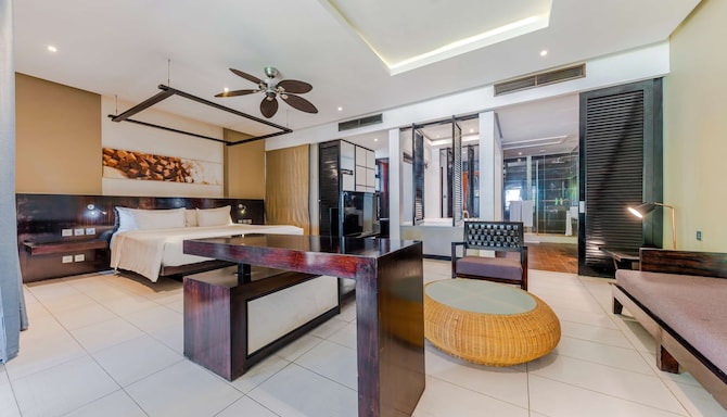 Crystals Beach Resort Belle Mare, a member of Radisson Individuals - Junior Suite Garden View
