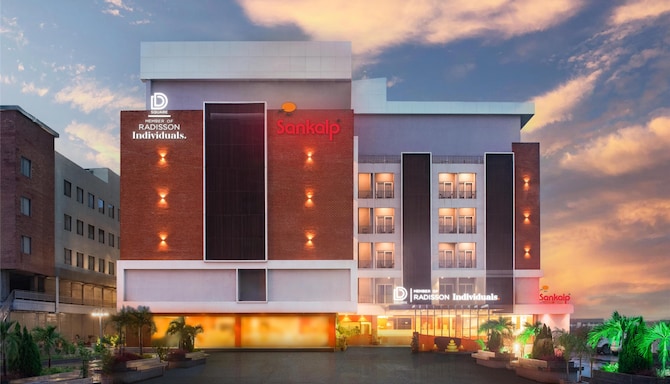 D Square Statue of Unity Kevadia, a member of Radisson Individuals - Facade