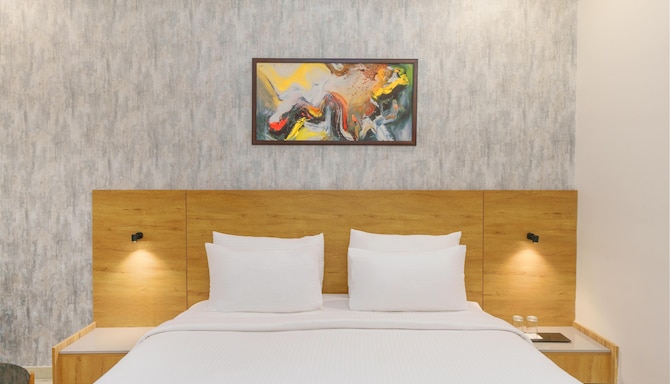 D Square Statue of Unity Kevadia, a member of Radisson Individuals - Superior Room - Museum View with Balcony