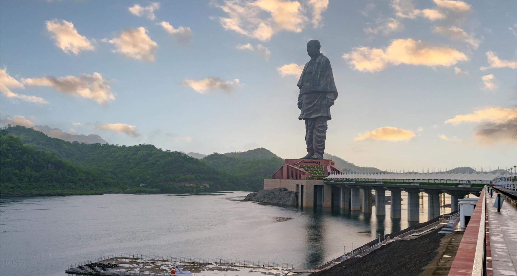 D Square Statue of Unity Kevadia, a member of Radisson Individuals - Statue Of Unity