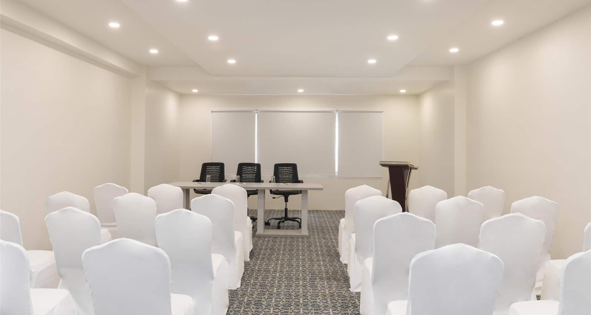 D Square Statue of Unity Kevadia, a member of Radisson Individuals - Sapphire -Conference Hall