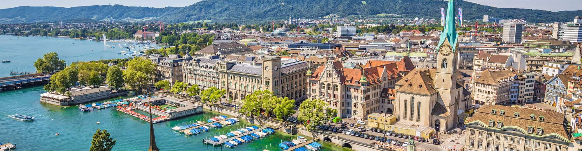 Reiseziel-Seiten - Luftaufnahme von Hafen und Stadt, Zürich