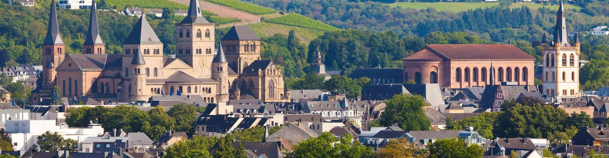 Reiseziel-Seiten – Luftaufnahme der Stadt Trier