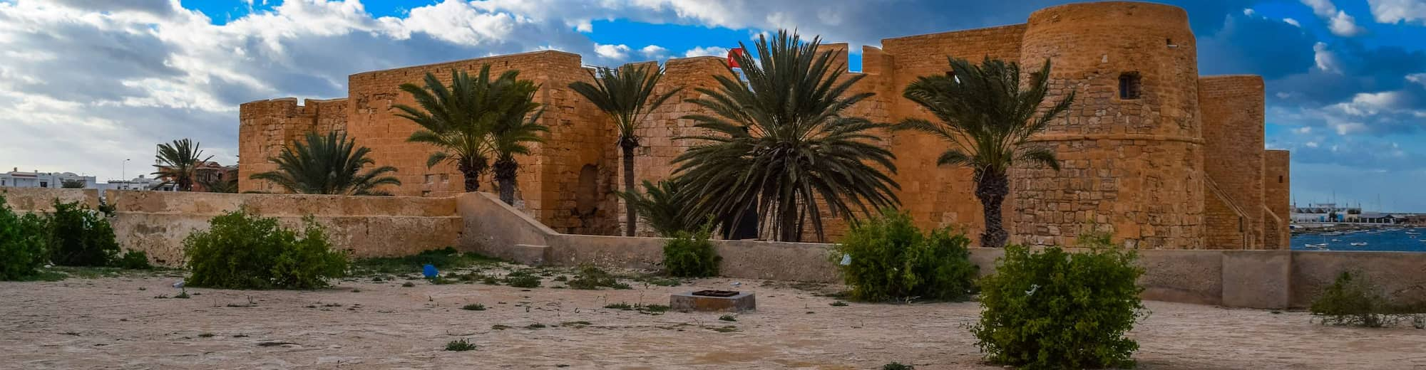 Reiseziel-Seiten - Mittelalterliche Festung in Djerba