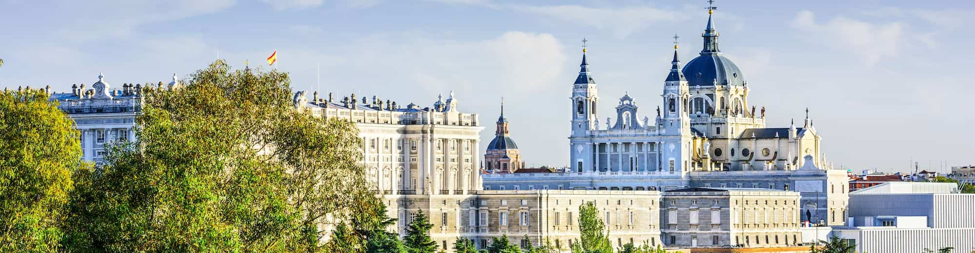 Páginas de destinos - Vista área de la ciudad de Madrid