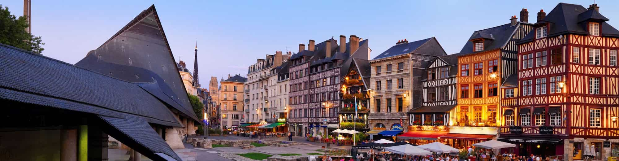 Reiseziel-Seiten - Place du Vieux-Marché, Rouen