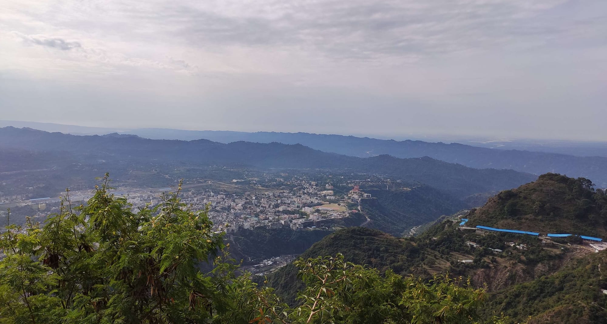 Páginas de destino - Katra, India