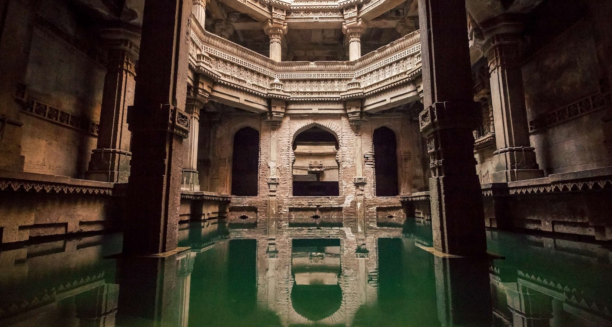 Pages de destination - Bâoli d’Adalaj, Gandhinagar, Inde