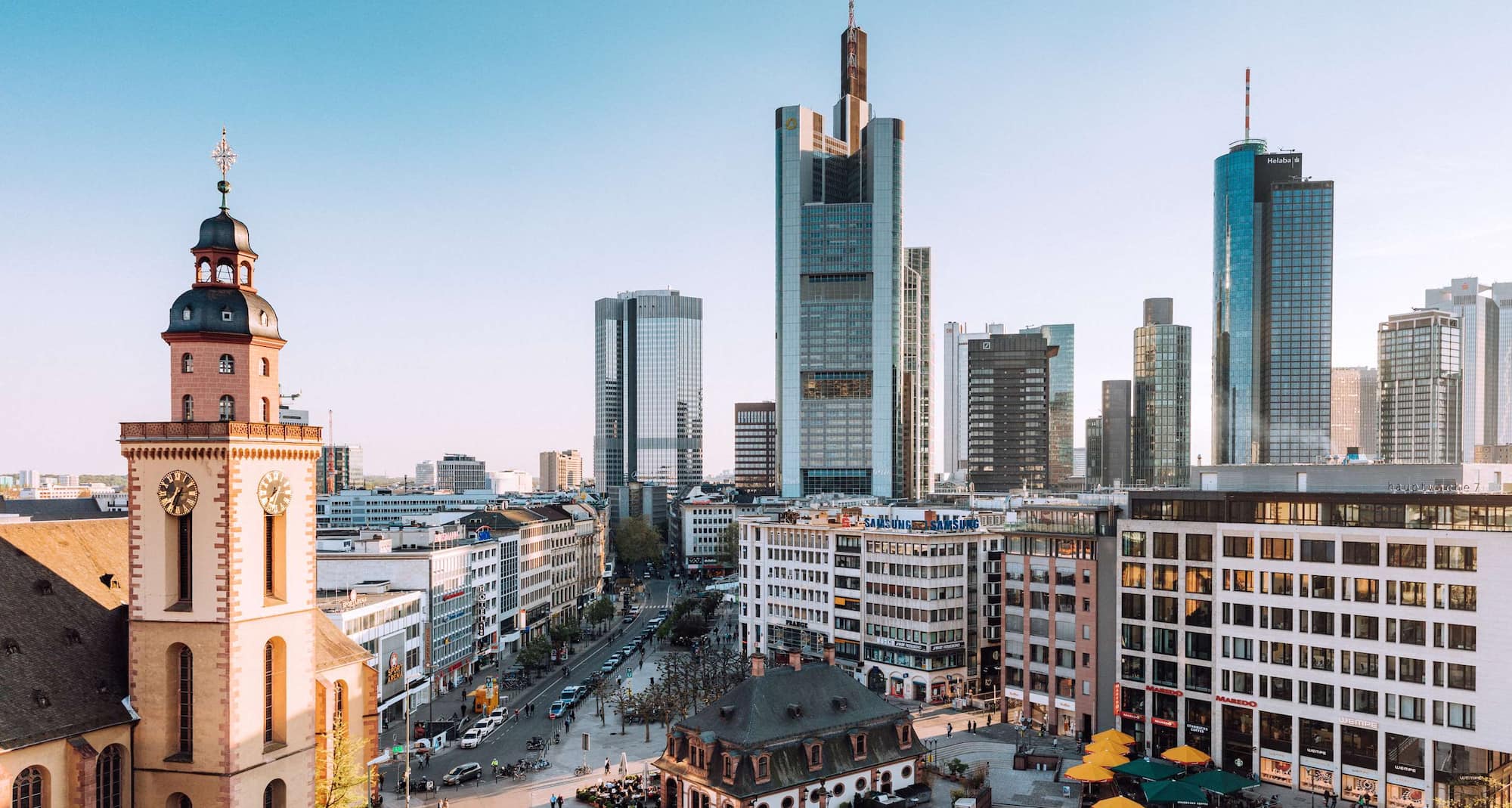 Pages relatives aux destinations - Francfort en hiver