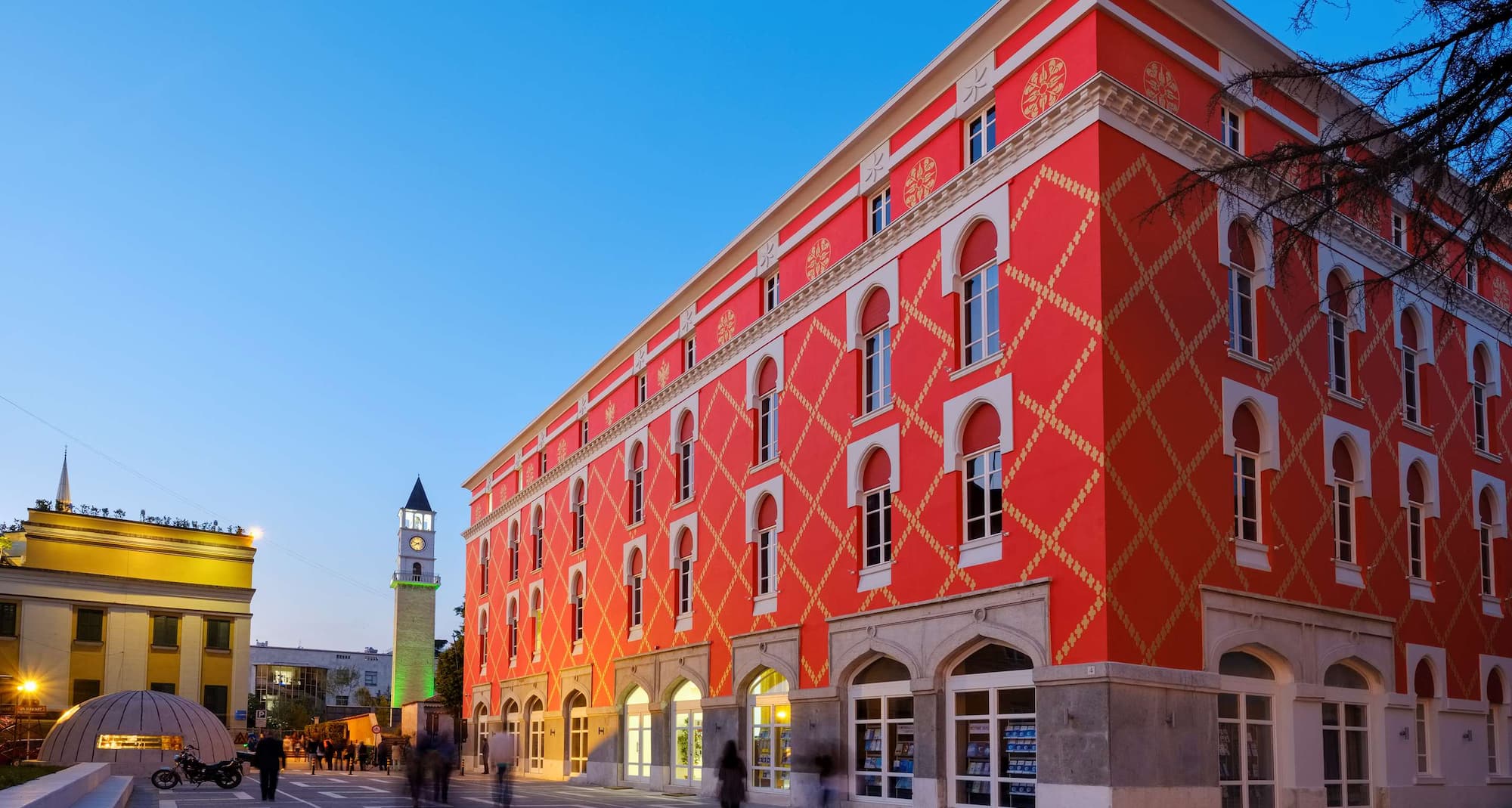 Matkakohdesivut - Tirana, Albania