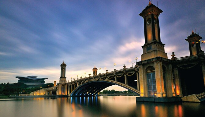 صفحات الوجهة - بحيرة بوتراجايا، بوتراجايا، ماليزيا