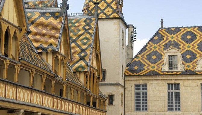 Destination Pages Louvre - Southern Europe and Mediterranean - ICE BEAUNE FRANCE KY DESKTOP