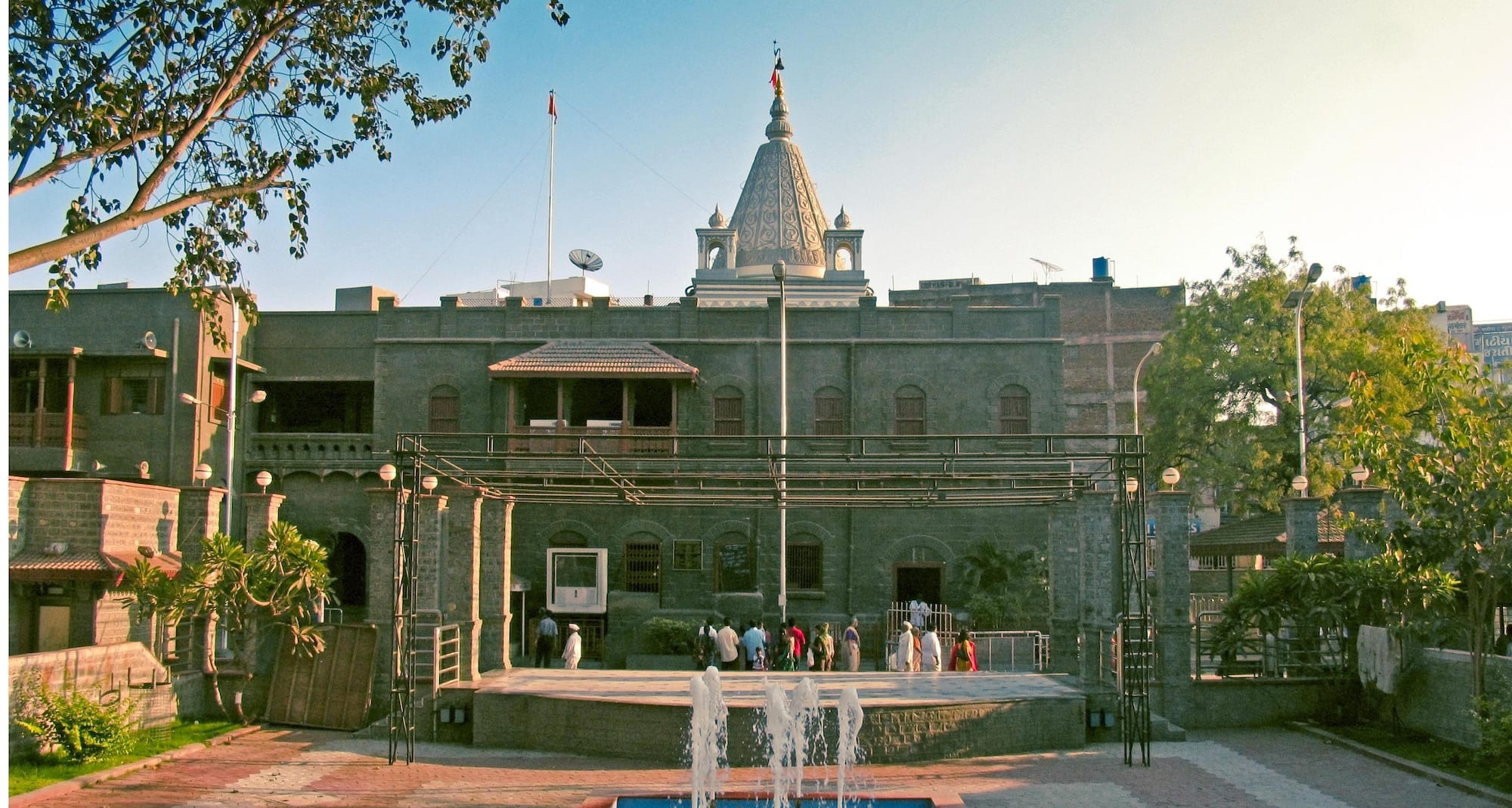 Destination Pages - South Asia - Shirdi India