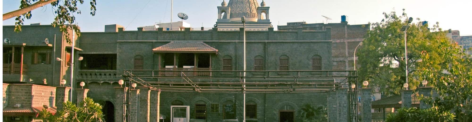 Destination Pages - South Asia - Shirdi India