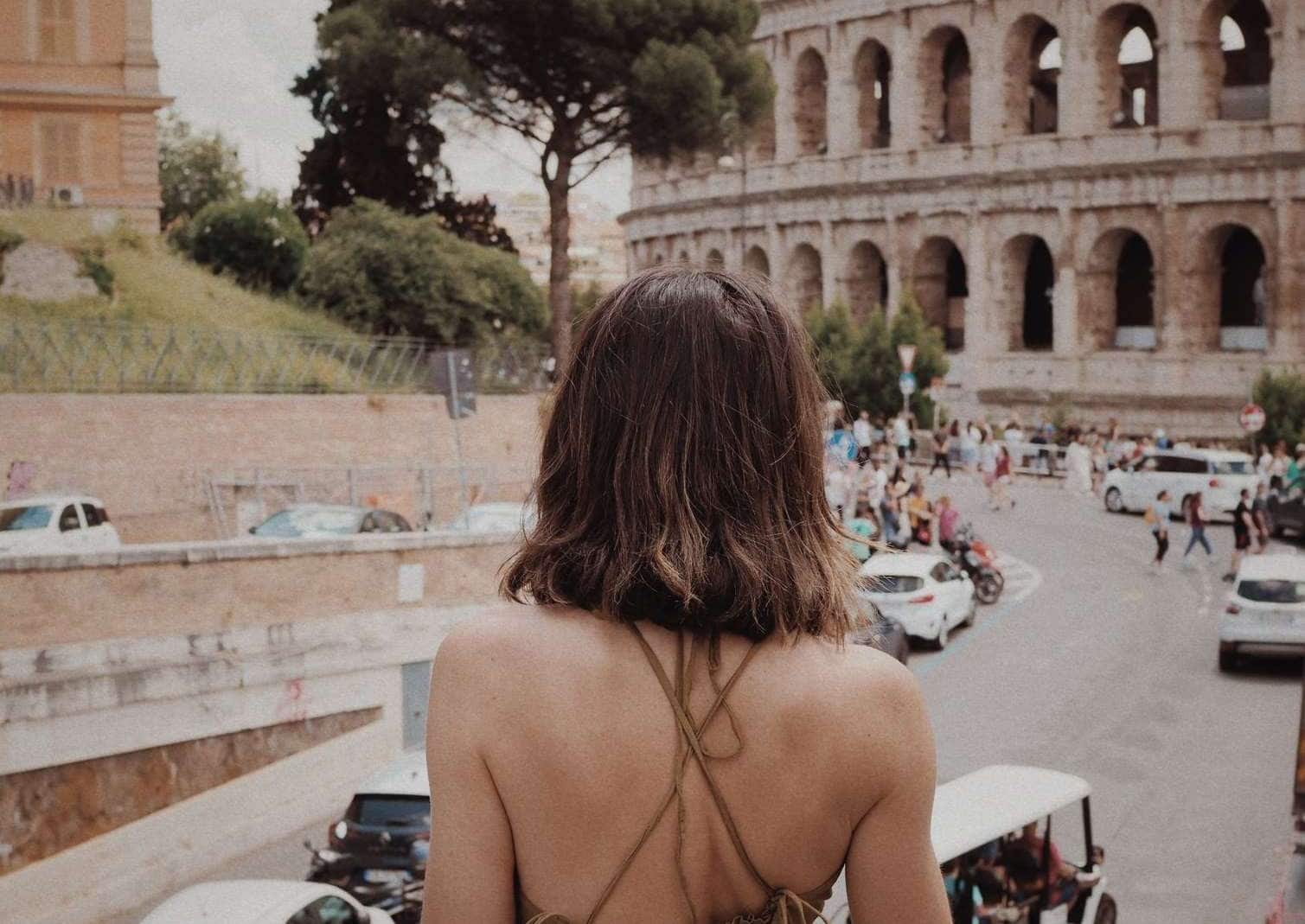 Destination Pages - Southern Europe and Mediterranean - Roma Colosseum Lifestyle