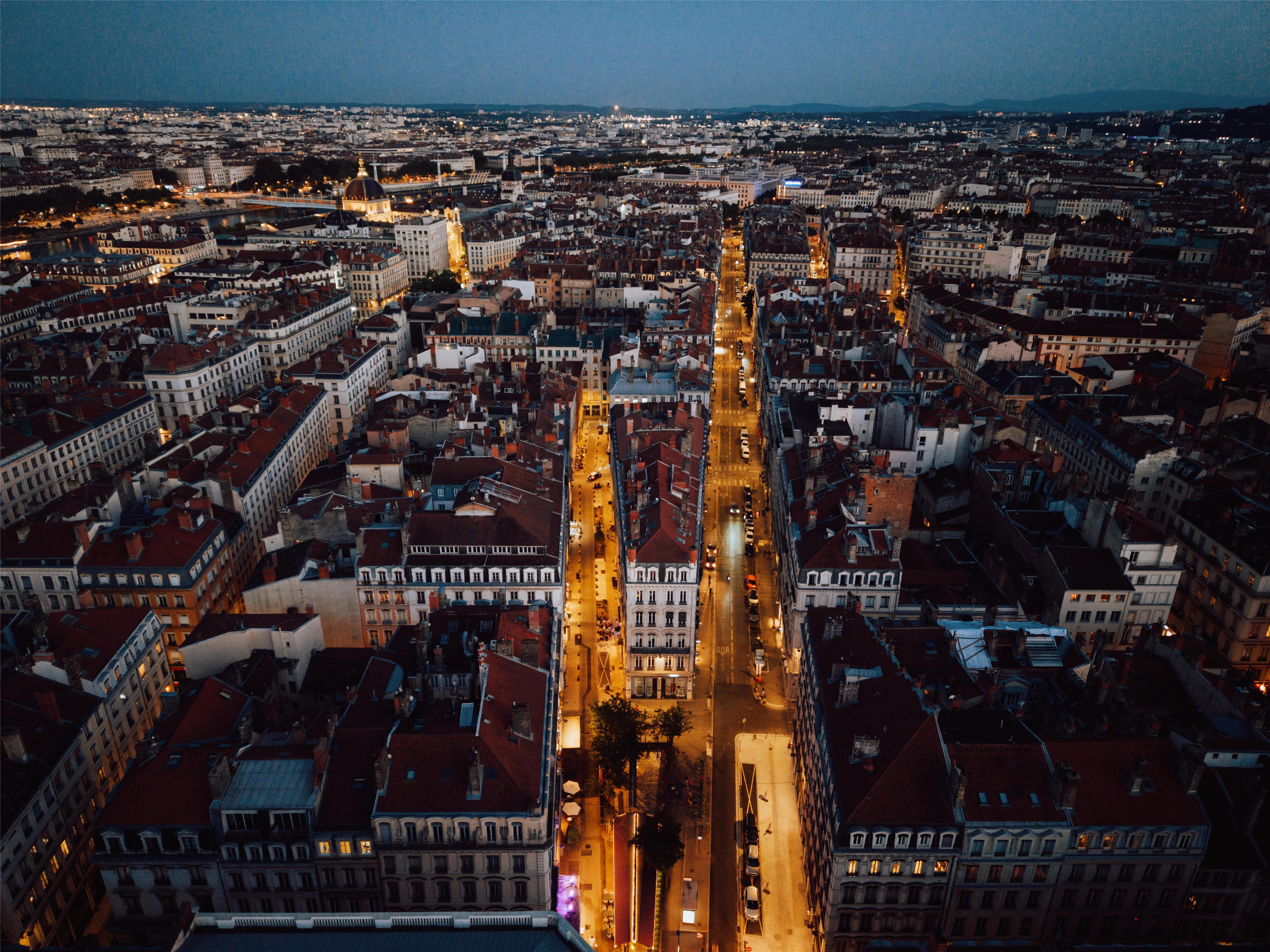 Lyon by night