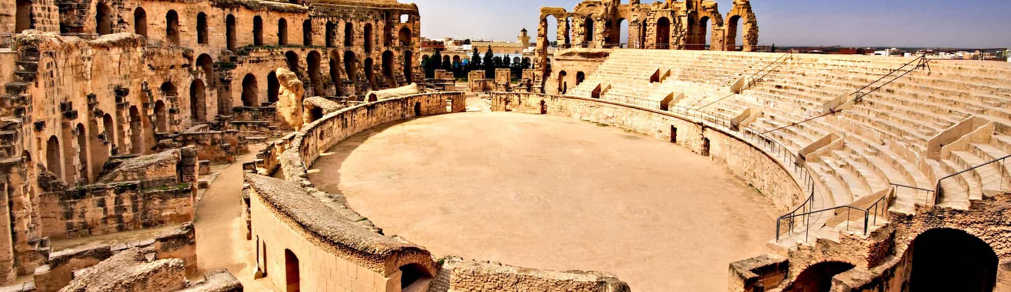 Reiseziel-Seiten – Amphitheater in Tunesien