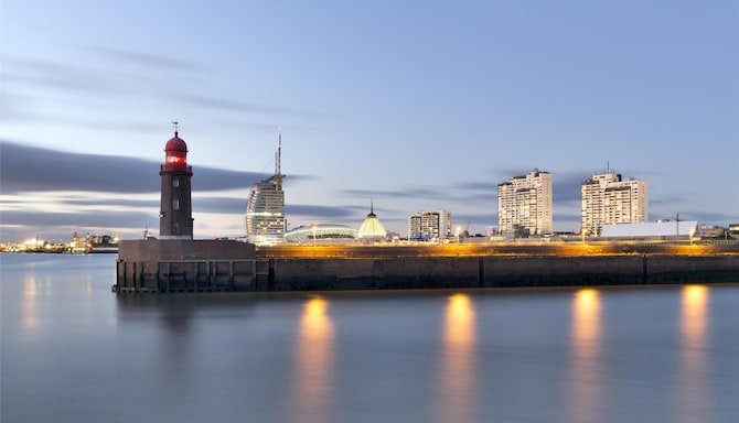 Blog images - 2025 VOL 2 - Nearby Attractions to Bremerhaven Zoo