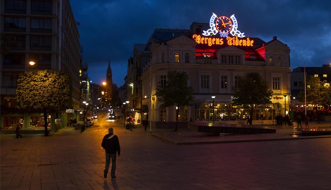 Blog images - 2025 VOL 2 - Town Square in Bergen