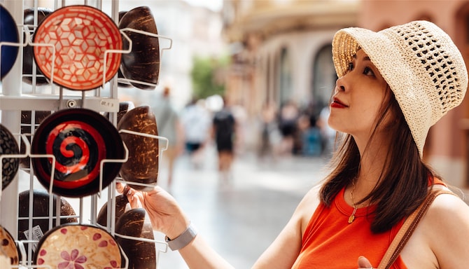 Blog images - 2025 VOL 2 - Art market Paris