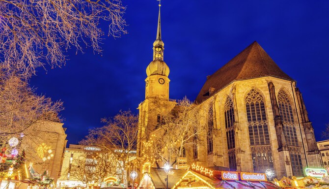 Blog images - 2025 VOL 2 - Discover the magic of Konzerthaus Dortmund art culture St Reinoldi Kirche and Christmas Market in D