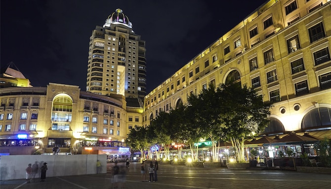 Blog images - 2025 VOL 2 - Discover the flavors of South African cuisine food drink GettyImages