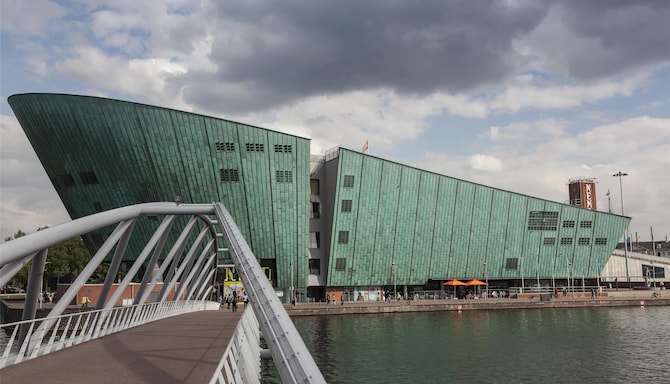 Blog images - 2025 VOL 2 - Amsterdam museums art culture Science Center Nemo on waterfront Amsterdam