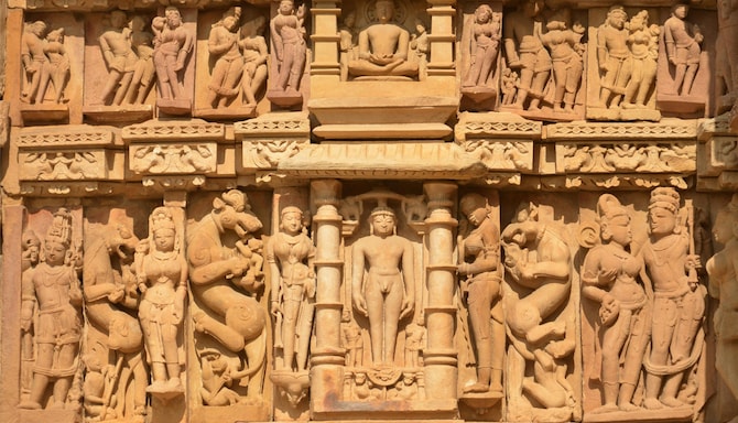 Blog images - 2025 VOL 2 - Parshwanath temple Khajuraho