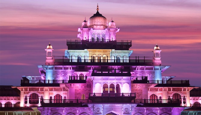 Blog images - 2025 VOL 2 - Nightlife in Jaipur