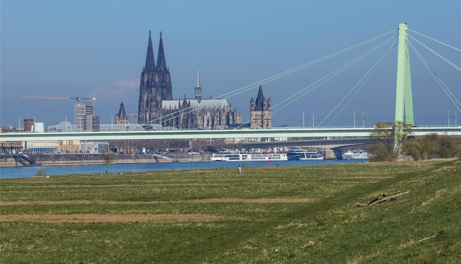 Blog images - 2025 VOL 2 - Visitor Information for Museum Ludwig