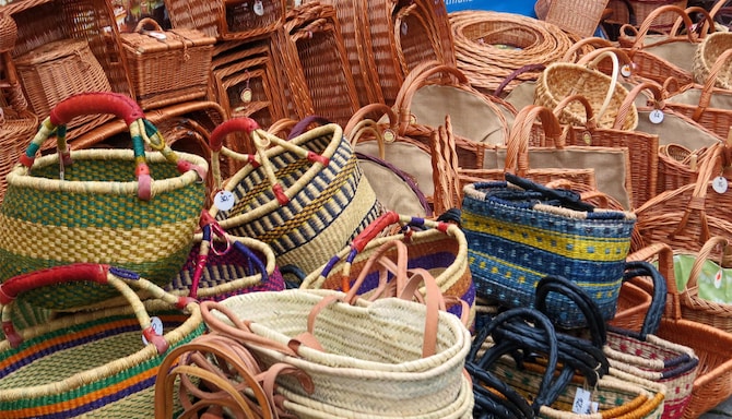 Blog images - 2025 VOL 2 - Exploring Dortmund Christmas Market s