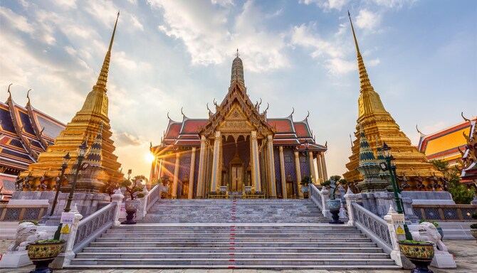 Blog images - 2025 VOL 2 - History of the Grand Palace