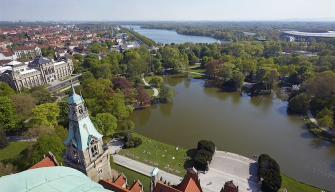 Blog images - 2025 VOL 2 - New Town Hall Hannover