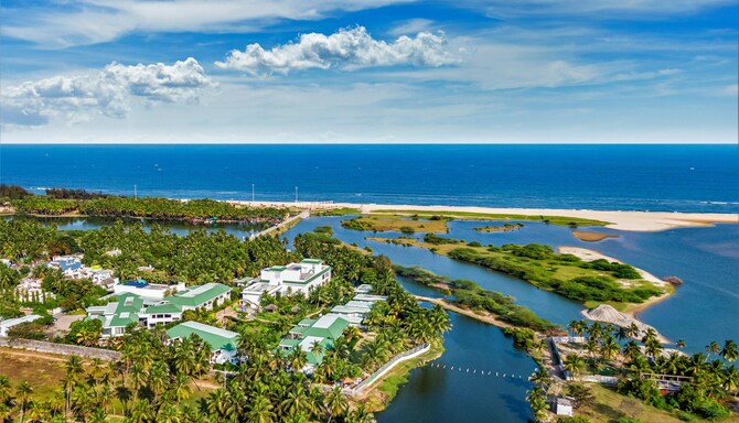 Blog images - 2025 VOL 2 - Radisson Resort Pondicherry Bay exterior